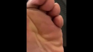 Queens Dude Exposes Toes and Soles, Foot Fetish Style