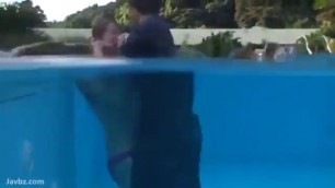 Japanese busty sex in public swimming pool